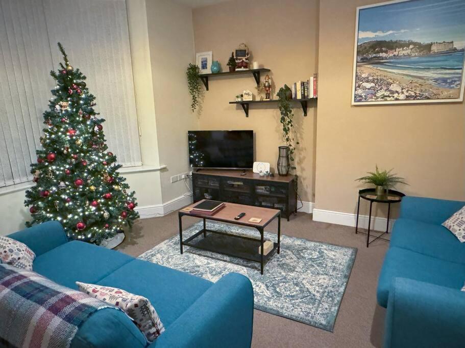 Private Parking, Central Llandudno, King Bed With Ensuite At Clement Lodge Luaran gambar