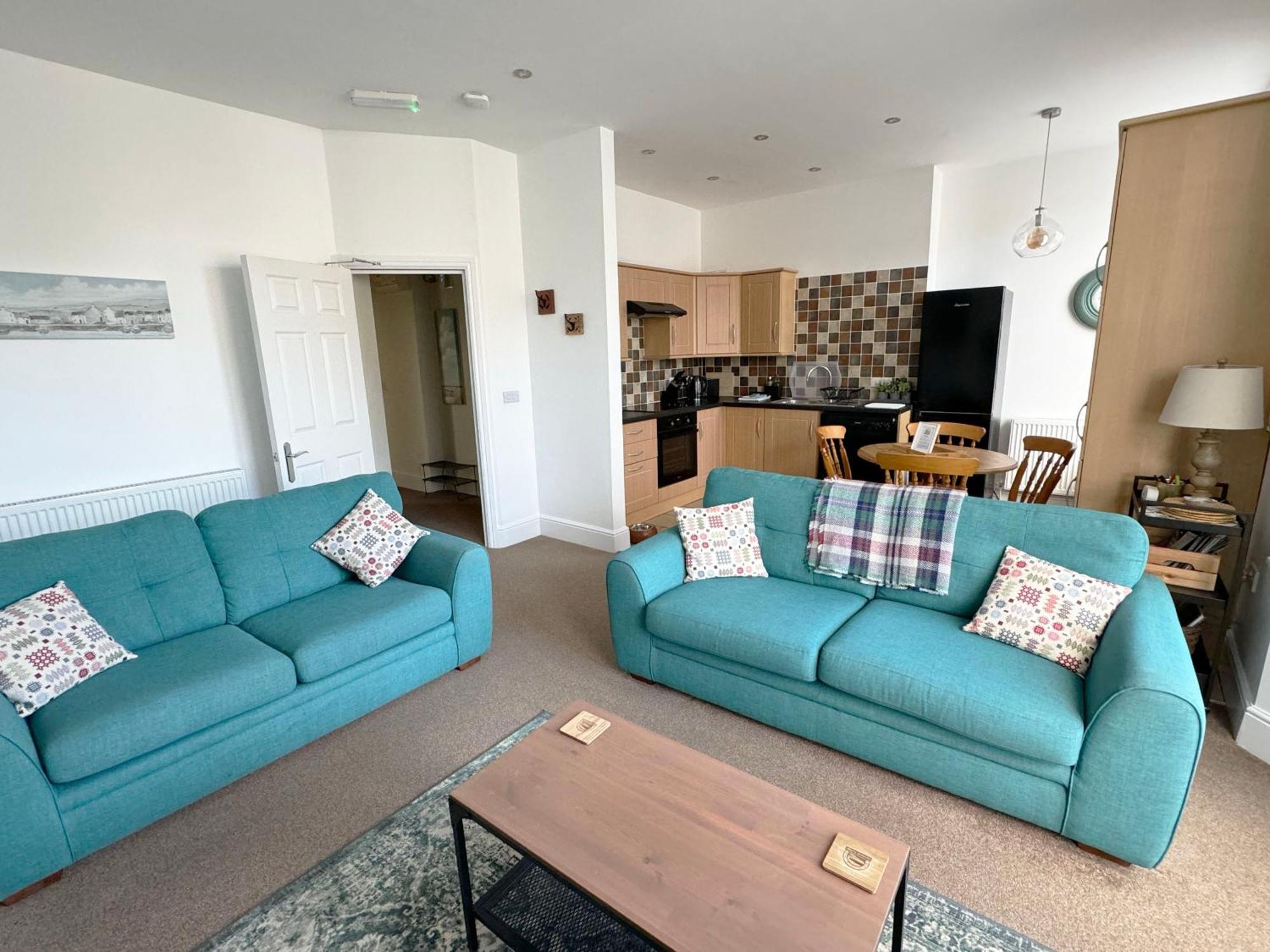 Private Parking, Central Llandudno, King Bed With Ensuite At Clement Lodge Luaran gambar
